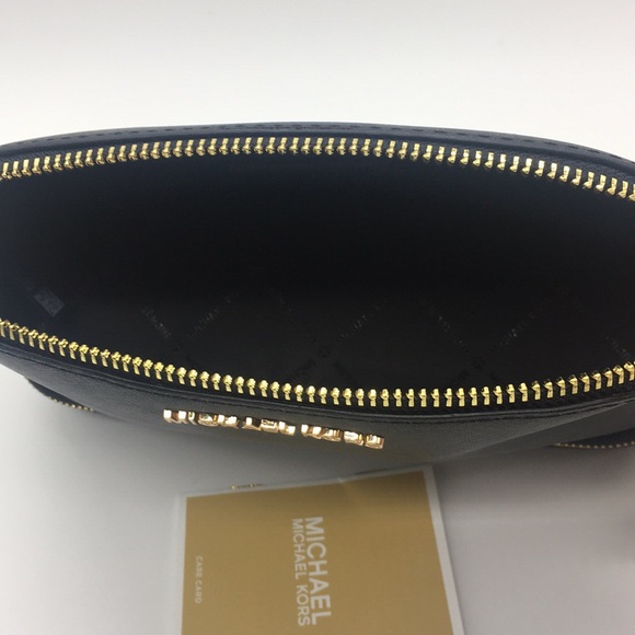 Michael Kors GIFTABLES LG MF Travel Pouch Black - Picture 5 of 8